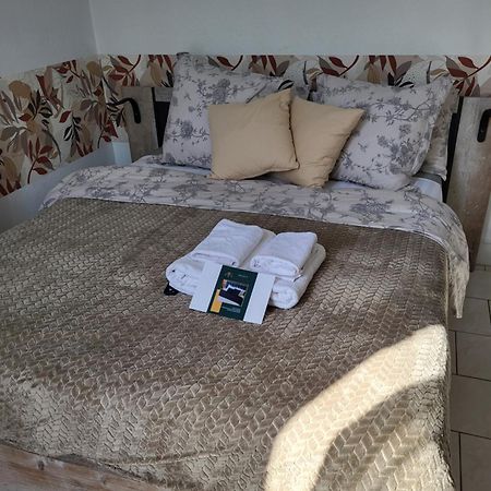 Akwaba Chez Ouli Hotel Levens Екстериор снимка