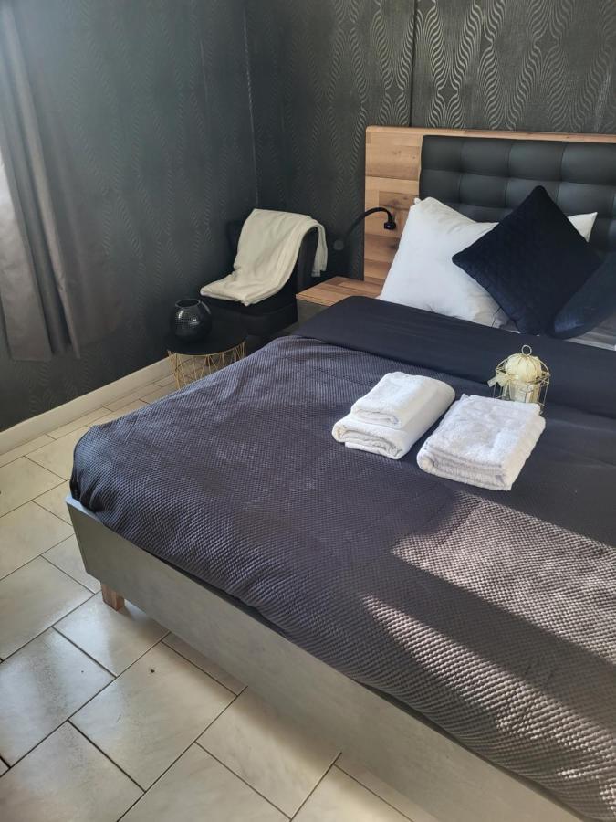 Akwaba Chez Ouli Hotel Levens Екстериор снимка